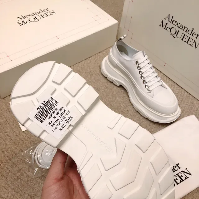Alexander McQueen Oversized Sneaker White Chunky Sneakers 3