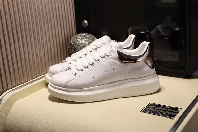 Alexander McQueen Oversized Sneaker White Gold Leather Platform Sole Lifestyle Sneakers 9