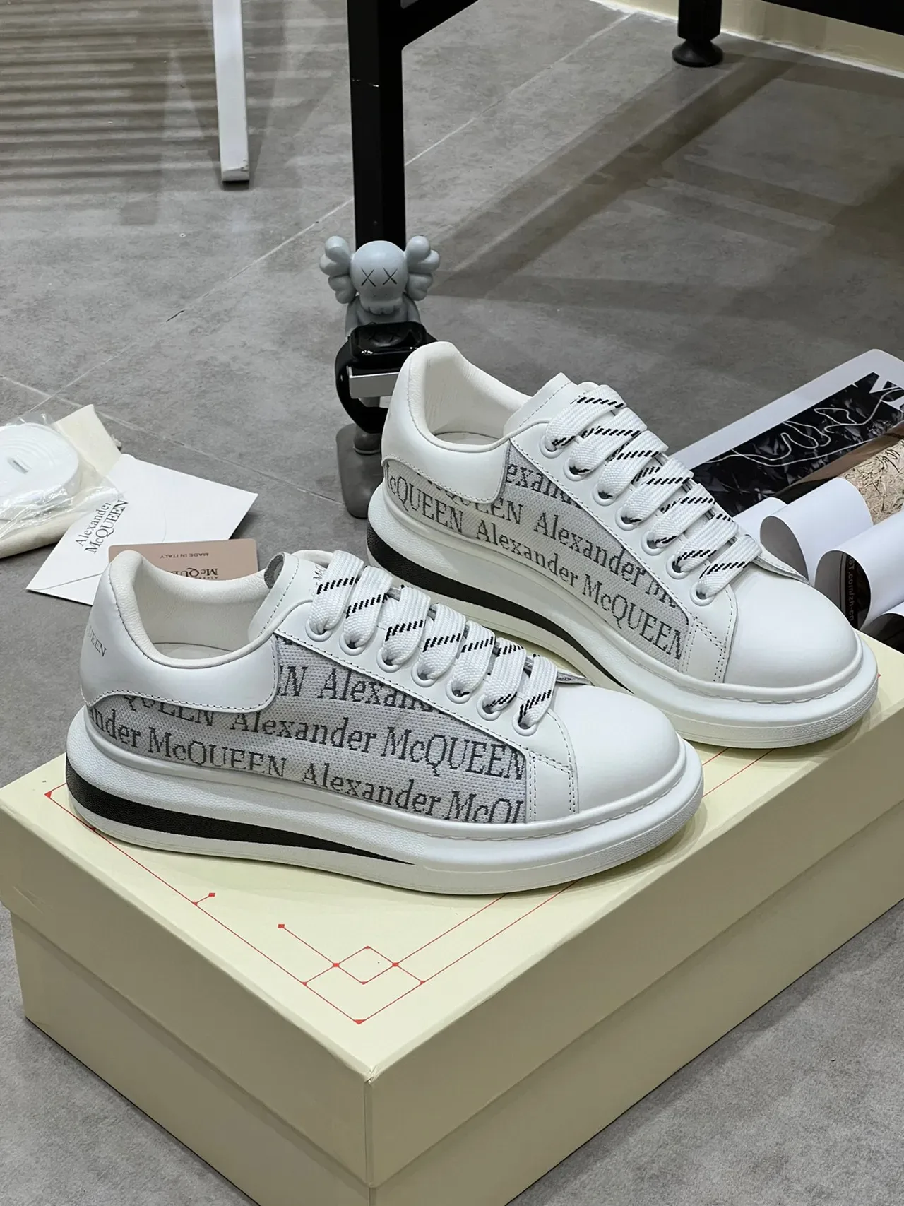 Alexander McQueen Oversized Sneaker White Logo-Print Lifestyle Sneakers 7