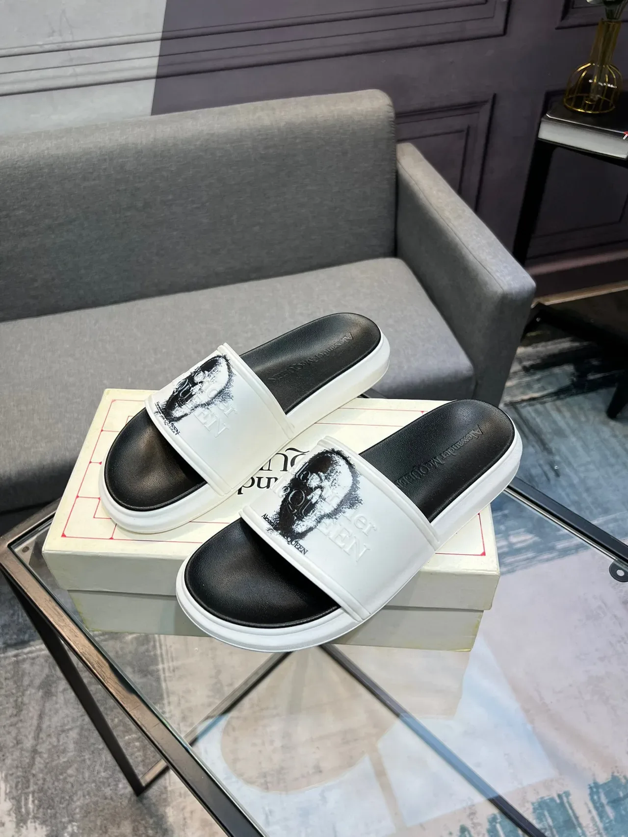 Alexander McQueen Slide White and Black Slippers 3