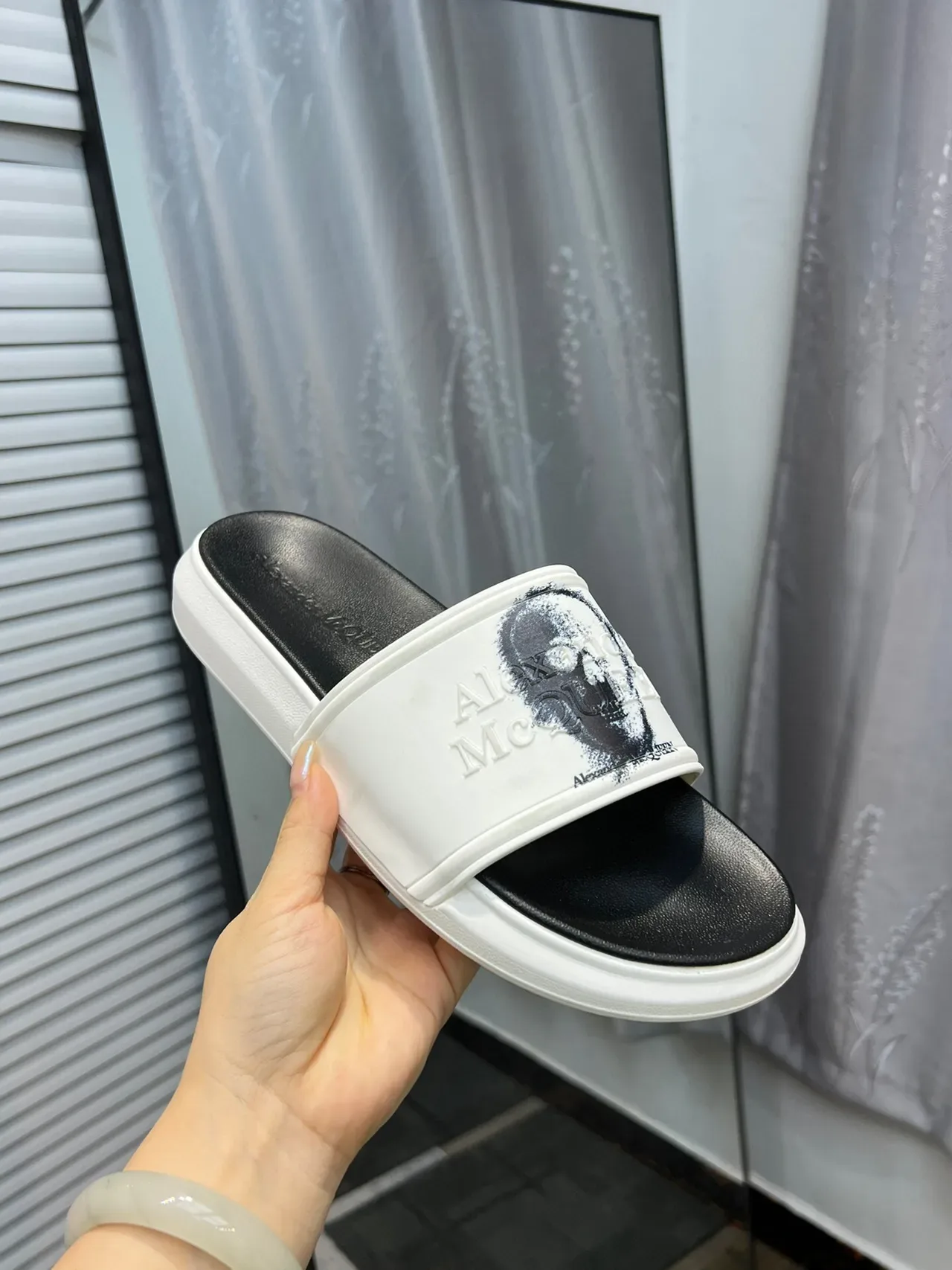 Alexander McQueen Slide White and Black Slippers 6