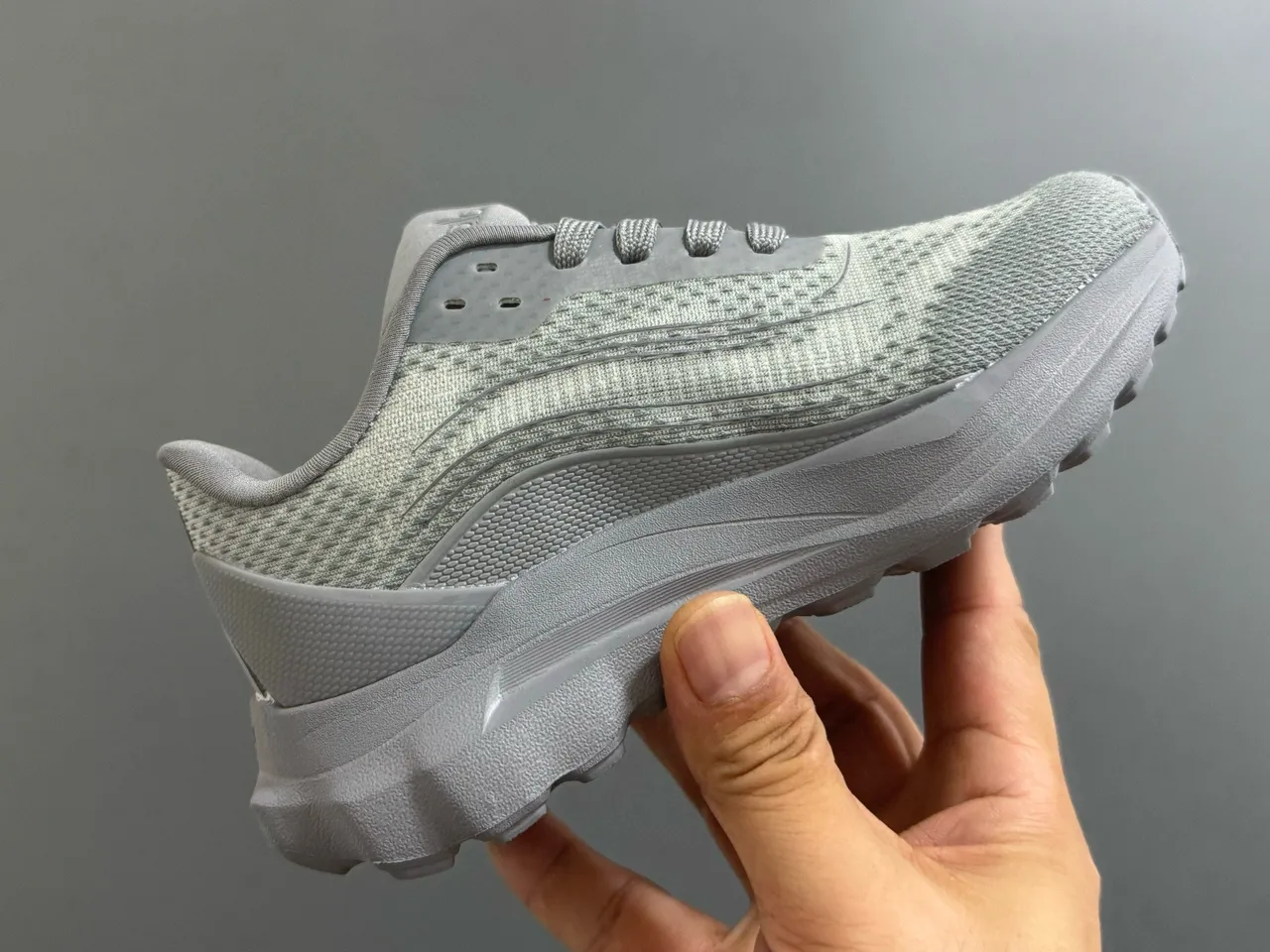 Alo Brown Engineered Mesh Upper Sculpted Wave-Midsole Sneakers 24
