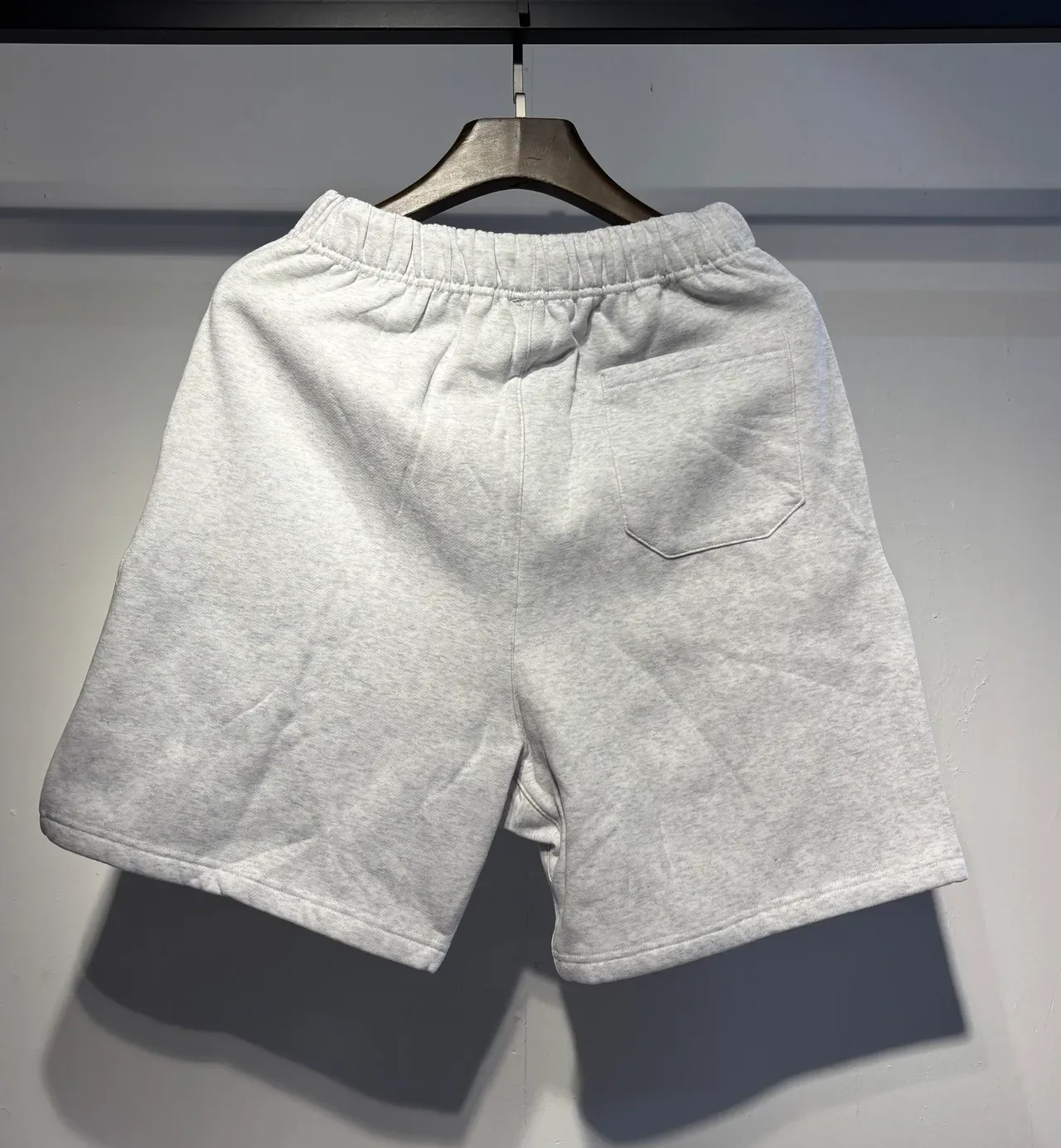 Amiri Script Logo Gradient Dot Shorts 10