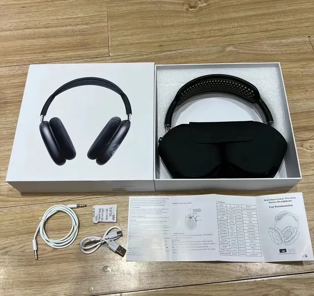Apple AirPods Max Over-Ear Headphones 4
