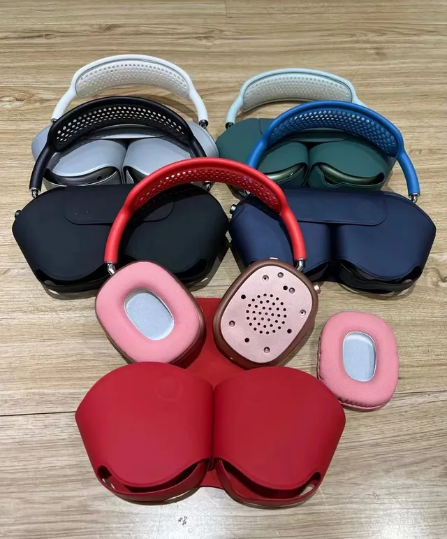 Apple AirPods Max Over-Ear Headphones 11