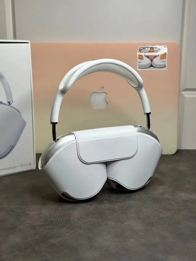 Apple AirPods Max White and Black Over-Ear Headphones 2