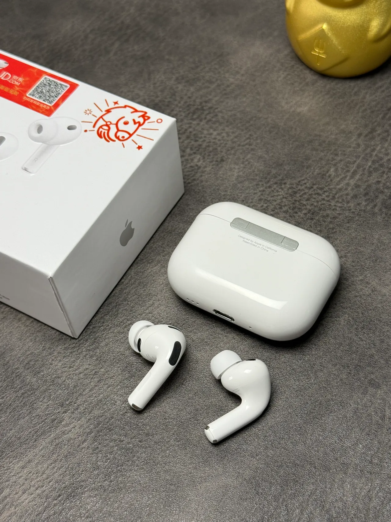 Apple AirPods Pro 3 White TWS Earbuds 7