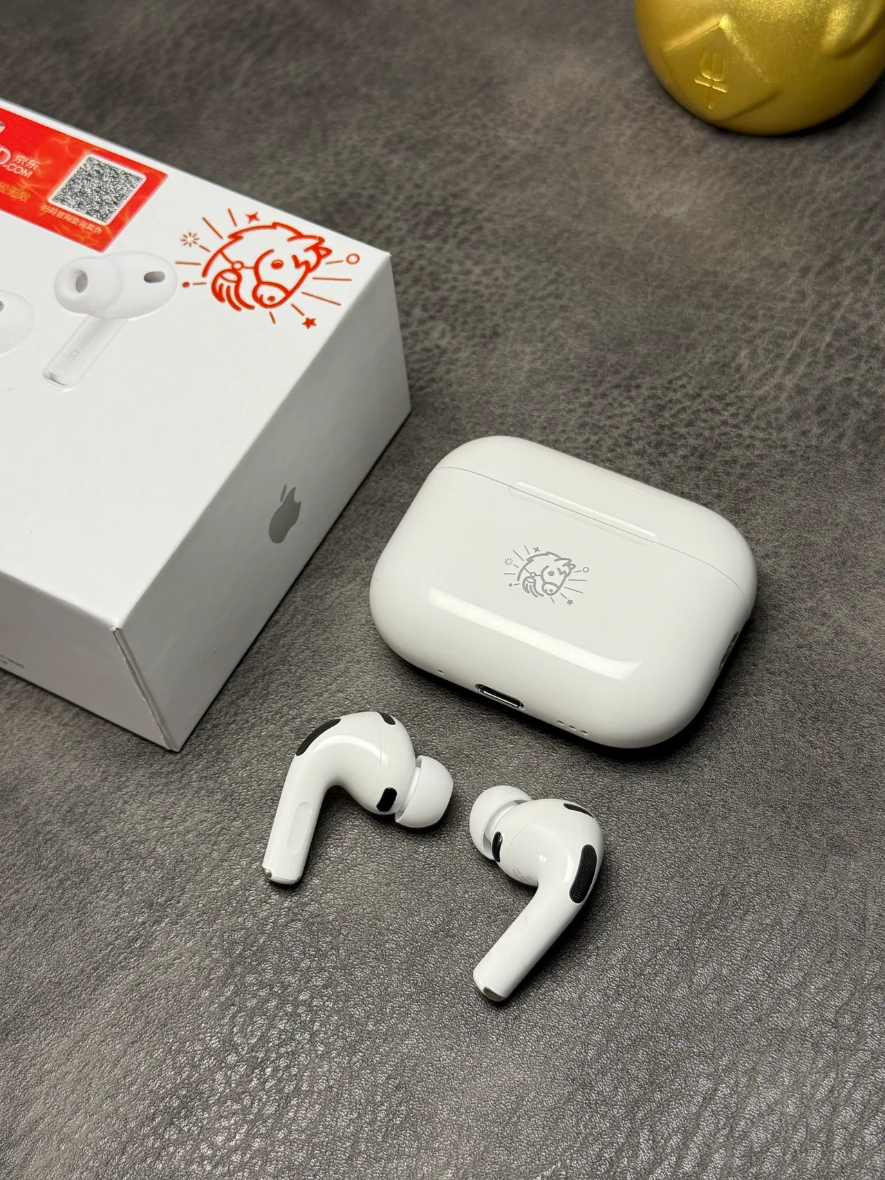 Apple AirPods Pro 3 White TWS Earbuds 8