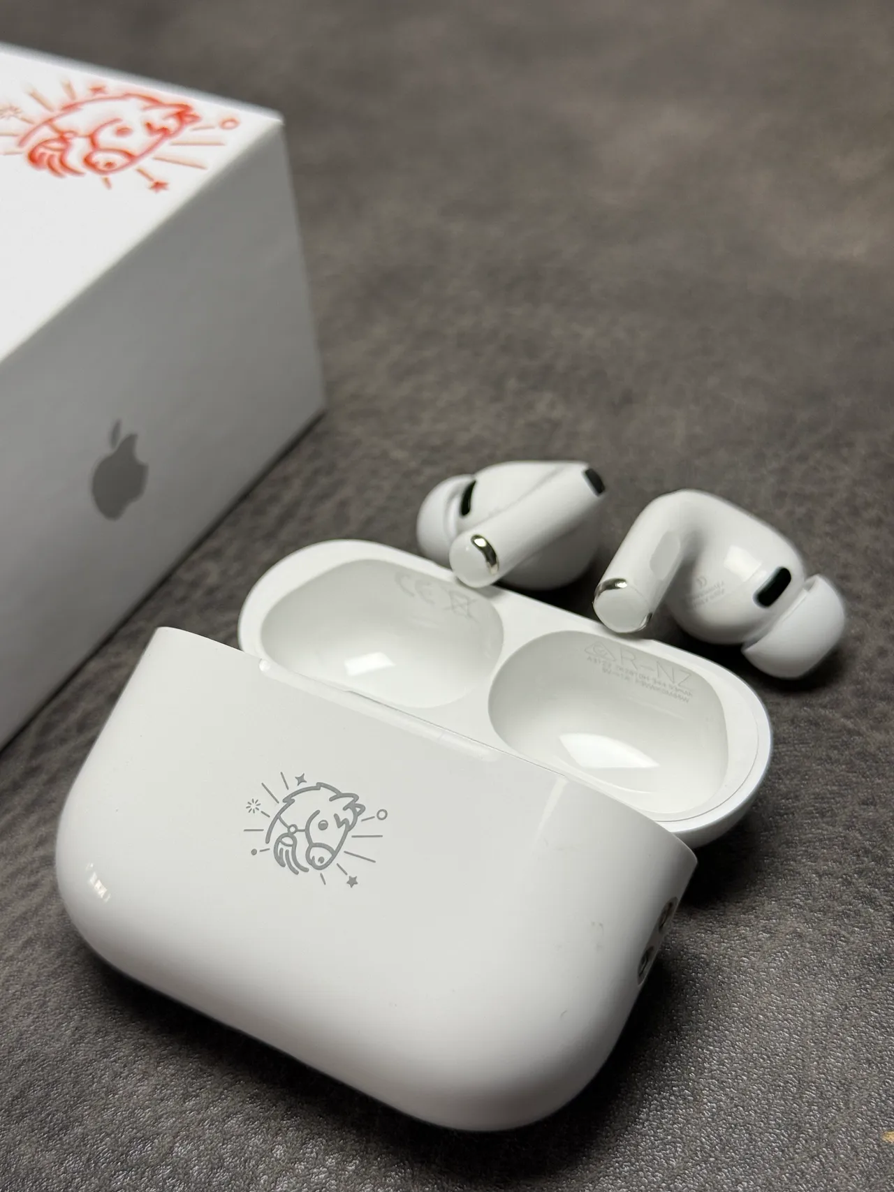 Apple AirPods Pro 3 White TWS Earbuds 12