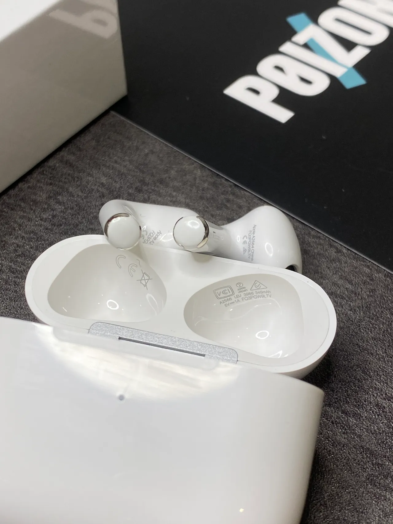 Apple AirPods Third Generation White TWS Earbuds 12