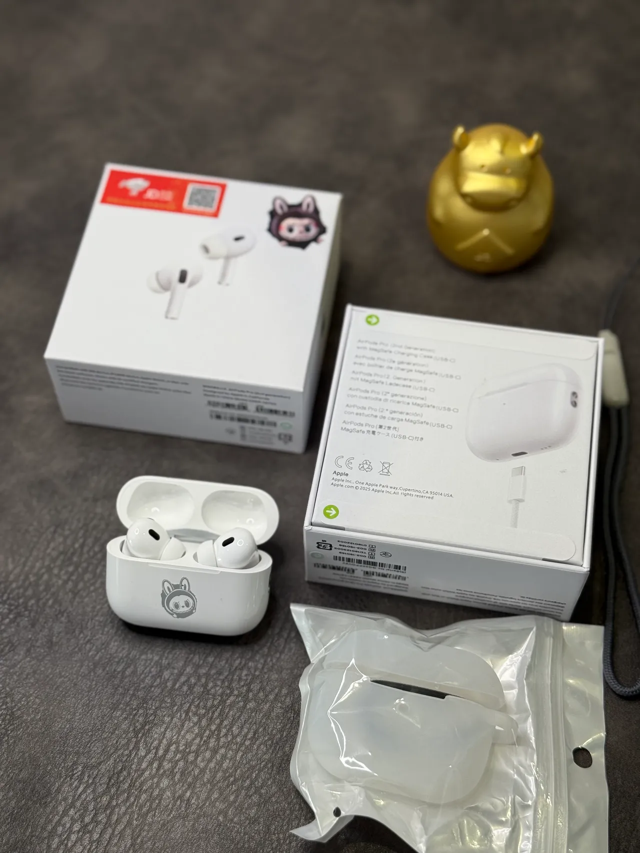 Apple White Gray Stem-Style Open-Fit TWS Earbuds 4