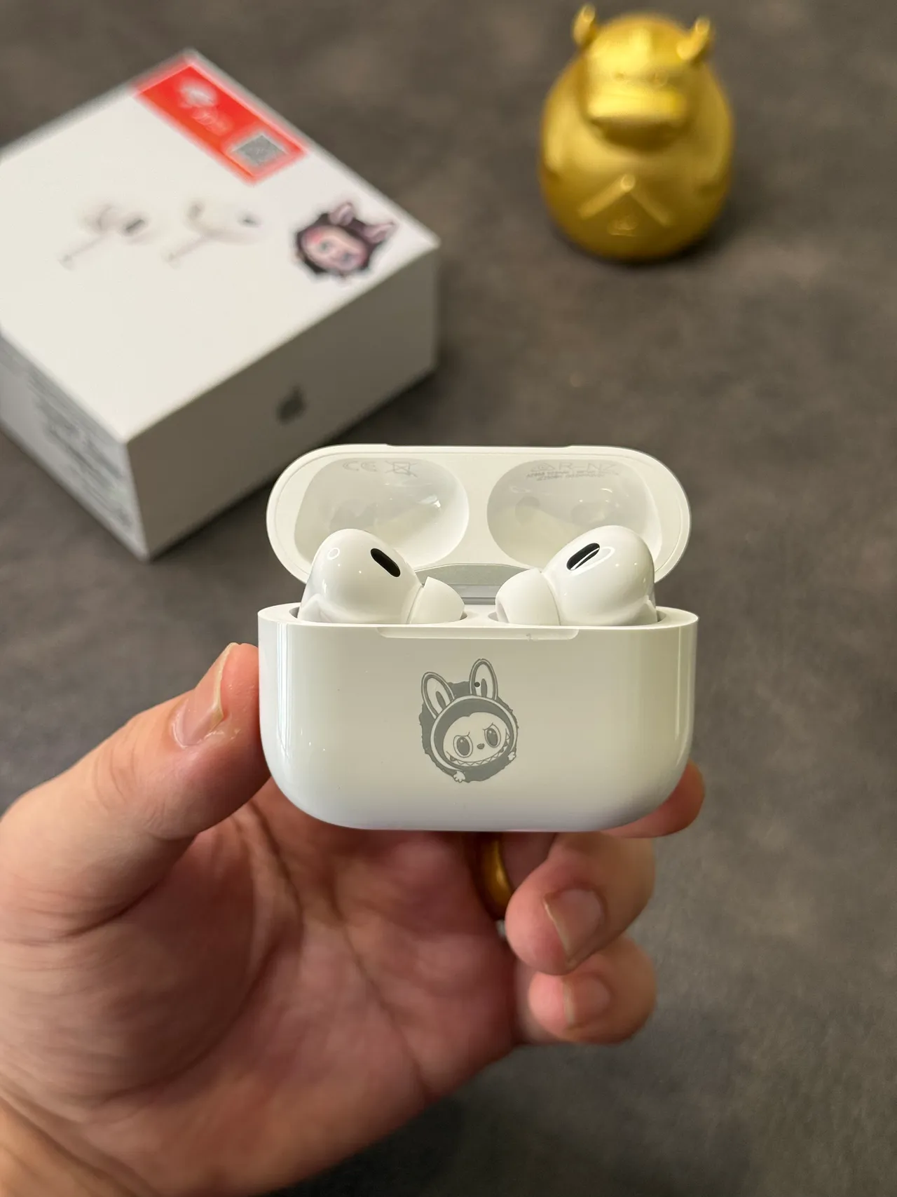 Apple White Gray Stem-Style Open-Fit TWS Earbuds 7