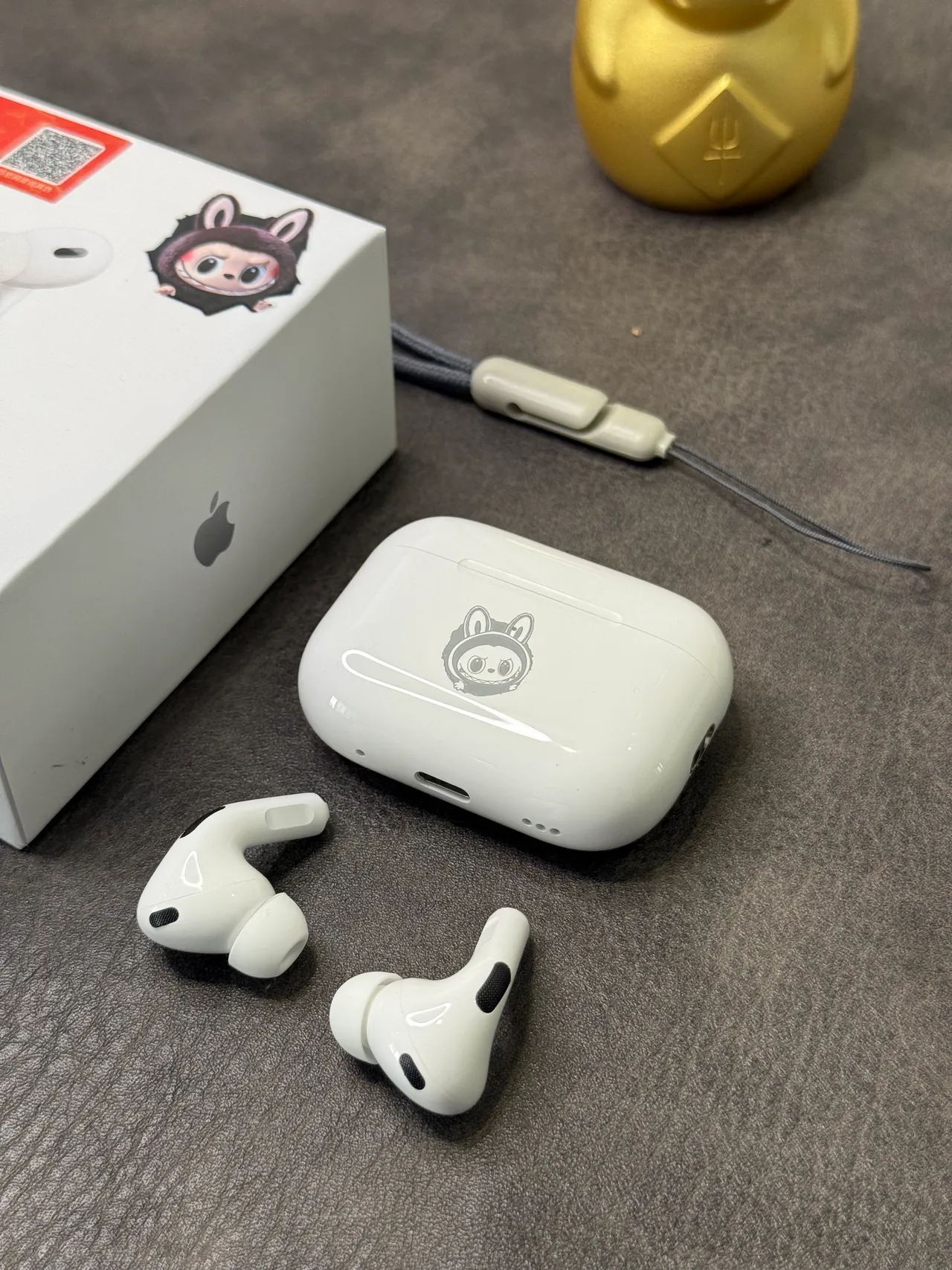 Apple White Gray Stem-Style Open-Fit TWS Earbuds 9