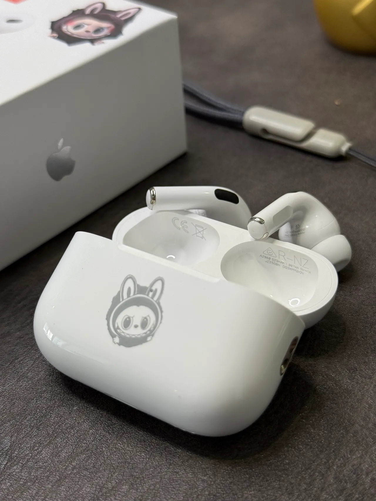 Apple White Gray Stem-Style Open-Fit TWS Earbuds 12