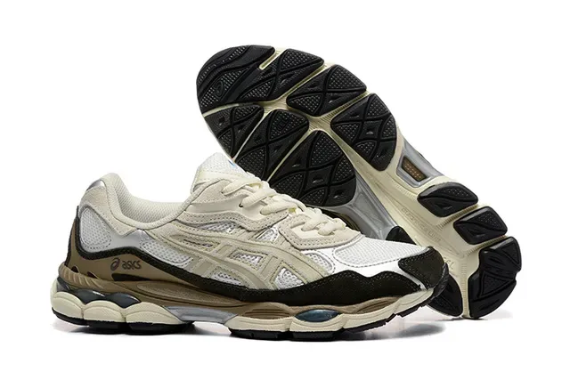 ASICS Beige Black Layered Synthetic Overlays Mesh Upper Running Shoes 5