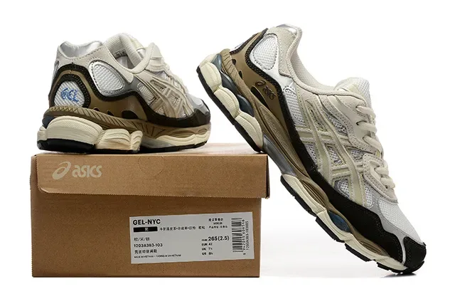 ASICS Beige Black Layered Synthetic Overlays Mesh Upper Running Shoes 6