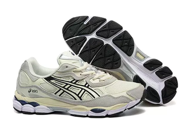 ASICS Beige Navy Retro Running Silhouette Maille et recouvrement synthétique Construction Lifestyle Sneakers 4