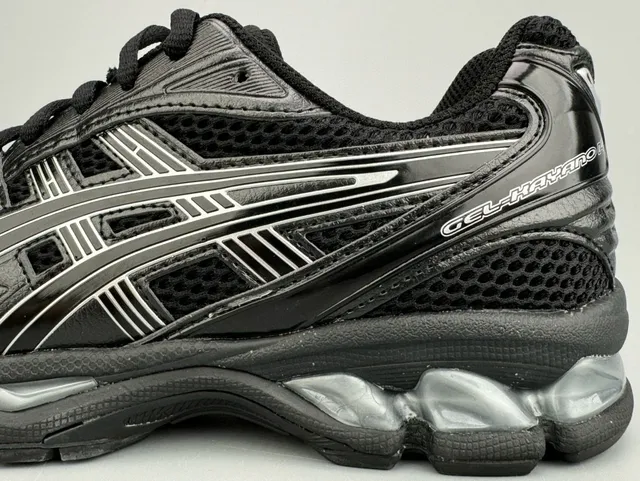 ASICS Gel-Nimbus Black Silver Running Shoes 2