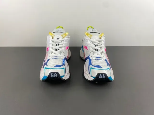 ASICS Sapatos de corrida brancos multicolor com midsole chunky em mesh e construção de overlay sintético 11
