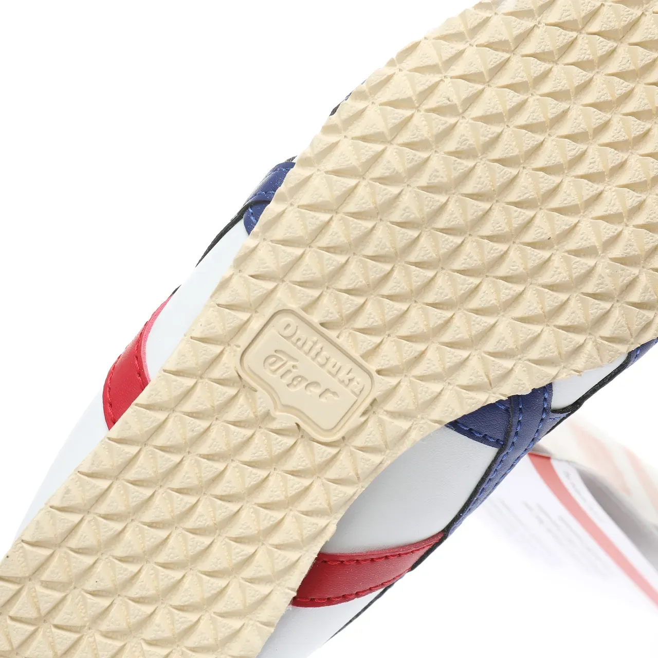 ASICS White Multicolor Low-Top Lace-Up Lifestyle Sneakers 17