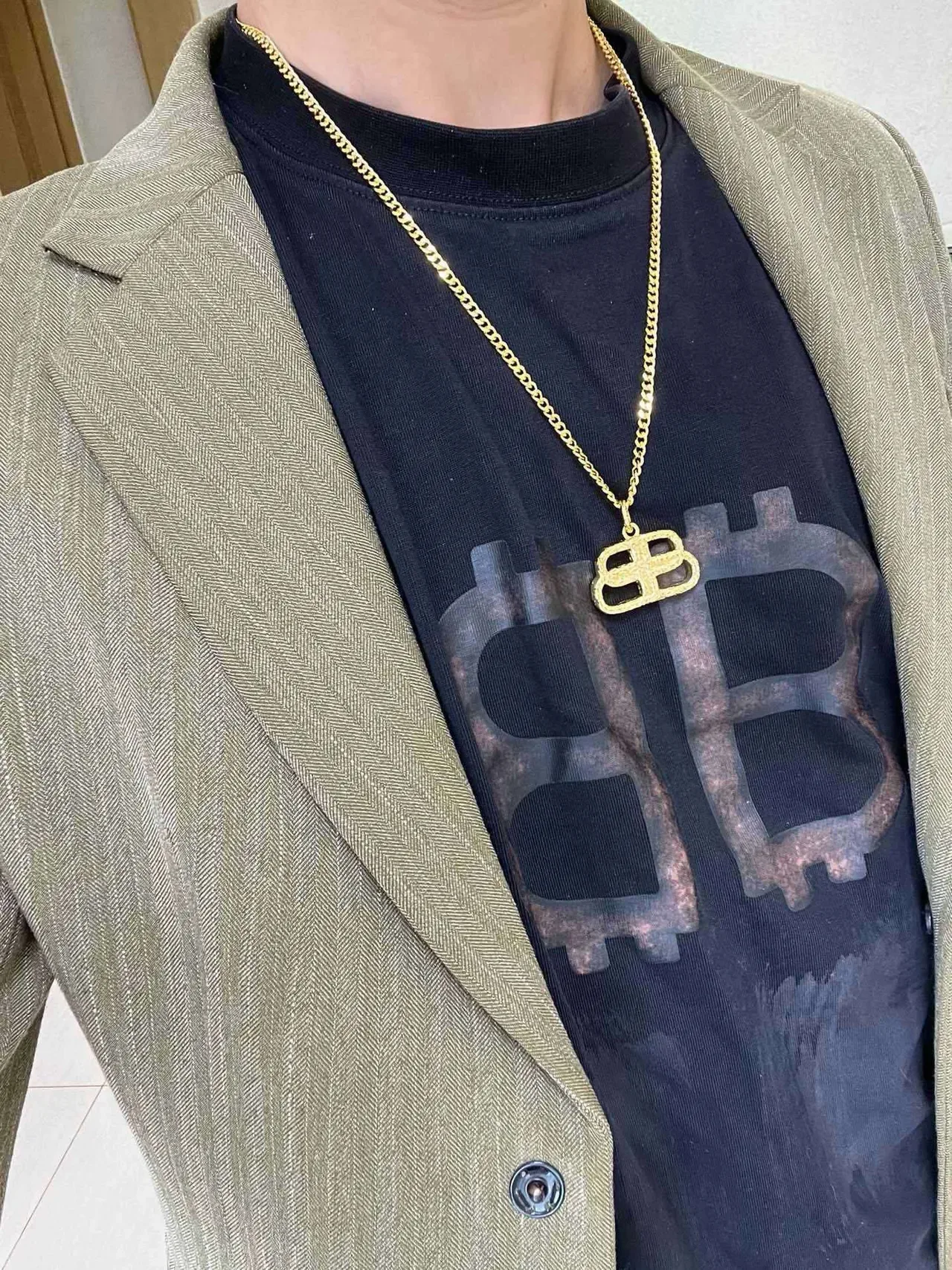 Balenciaga BB Interlocking Pendant Colar de corrente de ouro 2