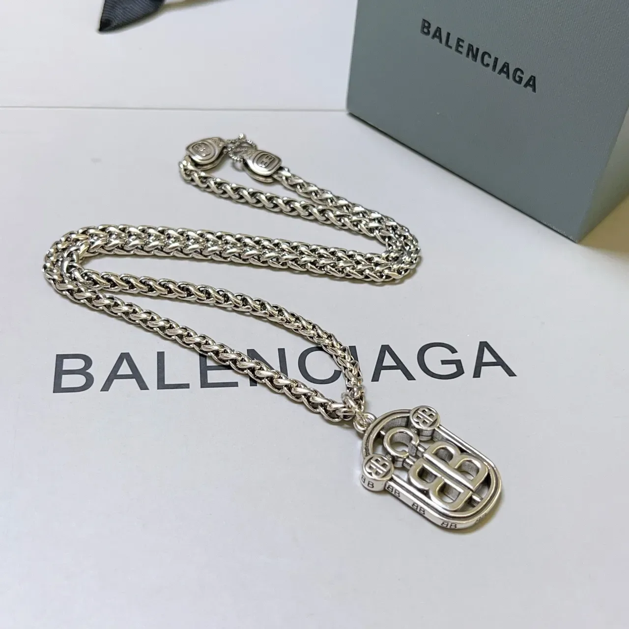 Balenciaga BB Shield Prateado Corrente Curb Grossa Colar Pendente 9