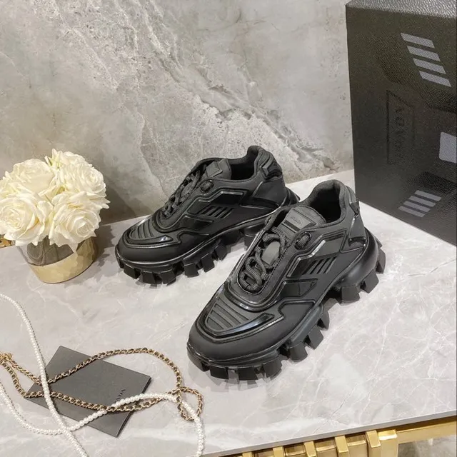 Balenciaga Defender أحادي اللون أسود حذاء رياضي سميك 6