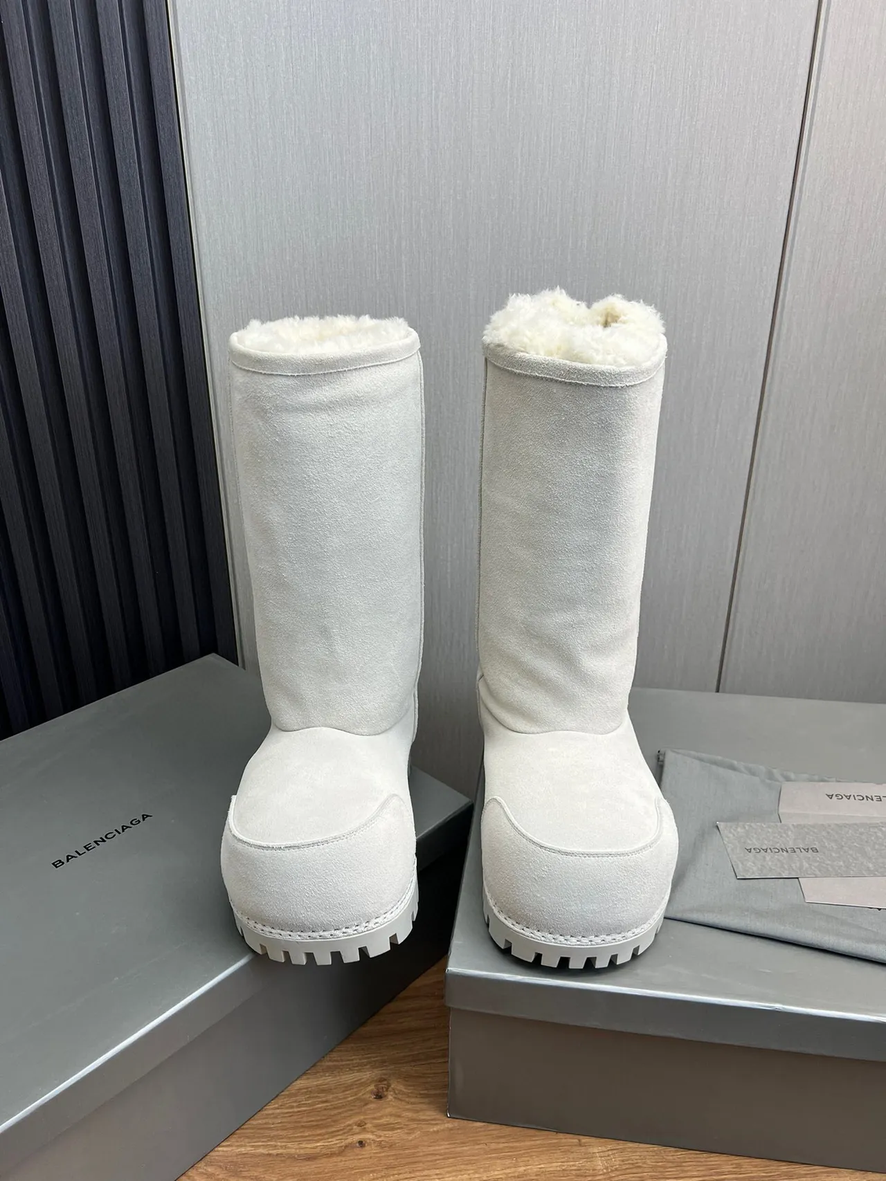 Balenciaga Le Cagole Gray White Oversized Platform Shearling-Lined Cuff Knee Boots 2