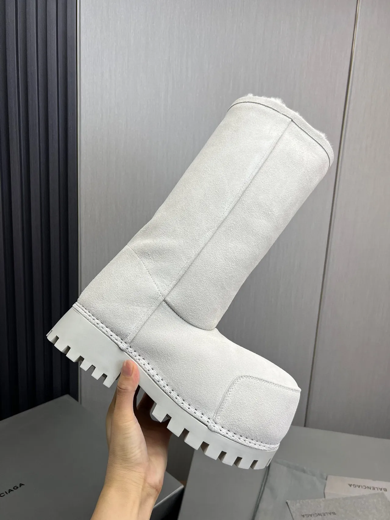 Balenciaga Le Cagole Gray White Oversized Platform Shearling-Lined Cuff Knee Boots 6