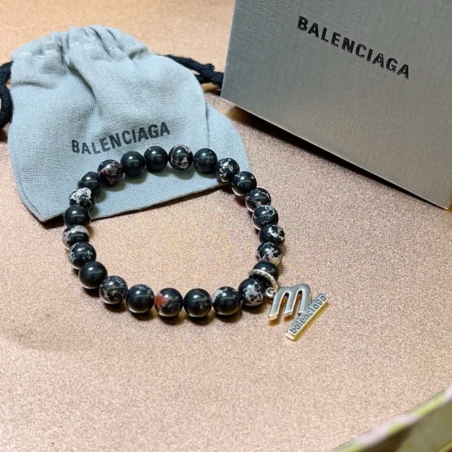 Balenciaga M ব্রেসলেট কালো মার্বেল পাথর লোচযোগ্য ব্রেসলেট 3
