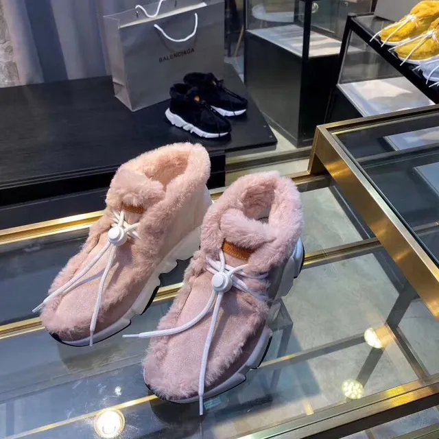 Balenciaga Forro de Couro de Ovelha Sola Grossa Botas de Tornozelo 2