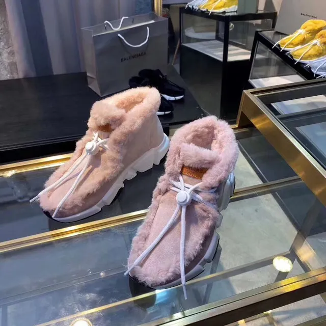 Balenciaga Forro de Couro de Ovelha Sola Grossa Botas de Tornozelo 3