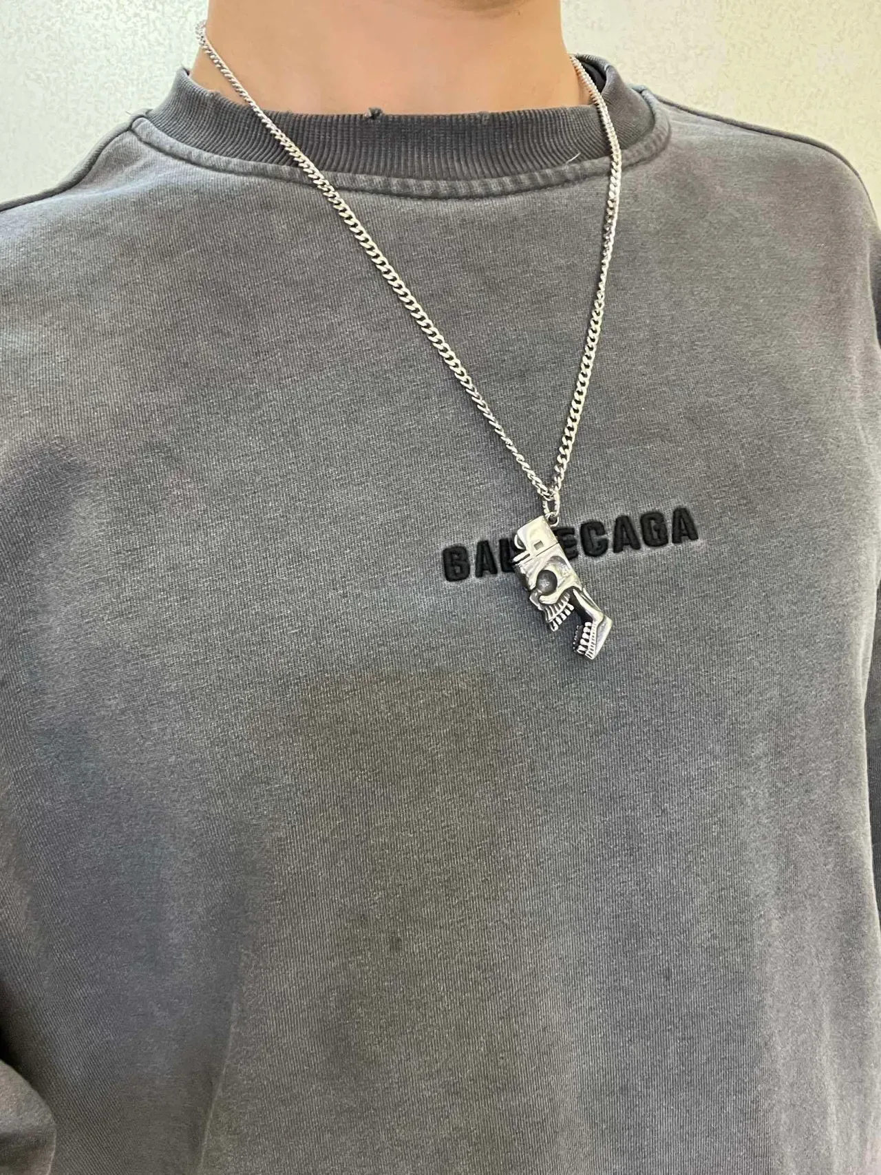 Balenciaga pingente caveira isqueiro corrente de prata 2