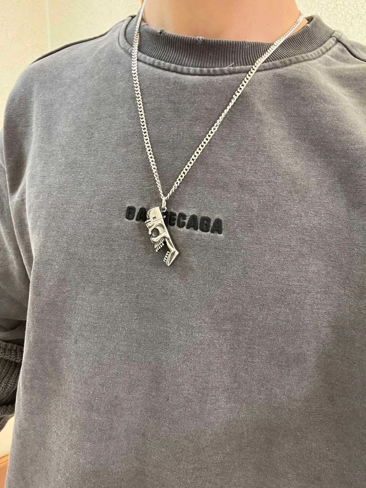 Balenciaga pingente caveira isqueiro corrente de prata 5