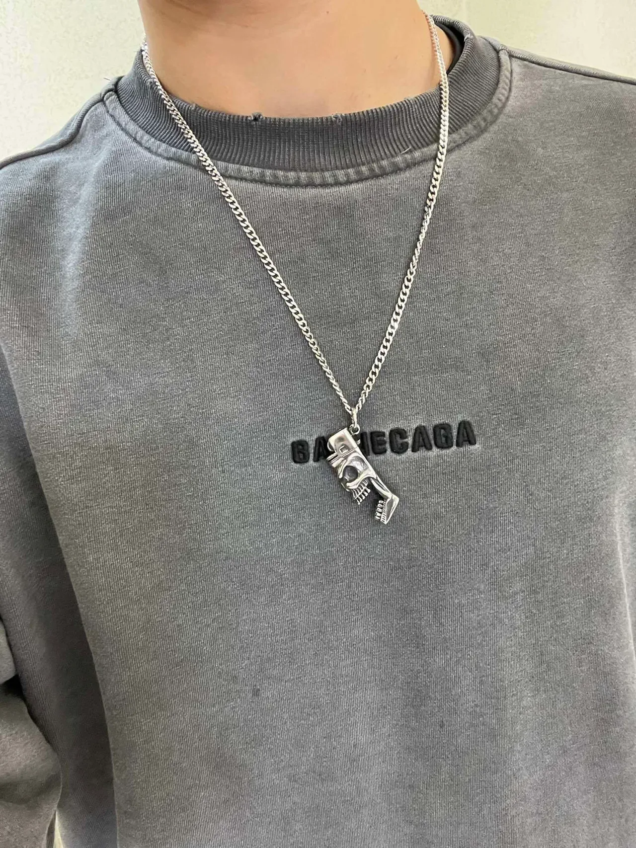 Balenciaga pingente caveira isqueiro corrente de prata 8