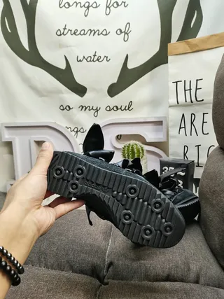 Balenciaga Speed Trainer Chaussures Noires à Nœud Oversized et Semelle Épaisse 5