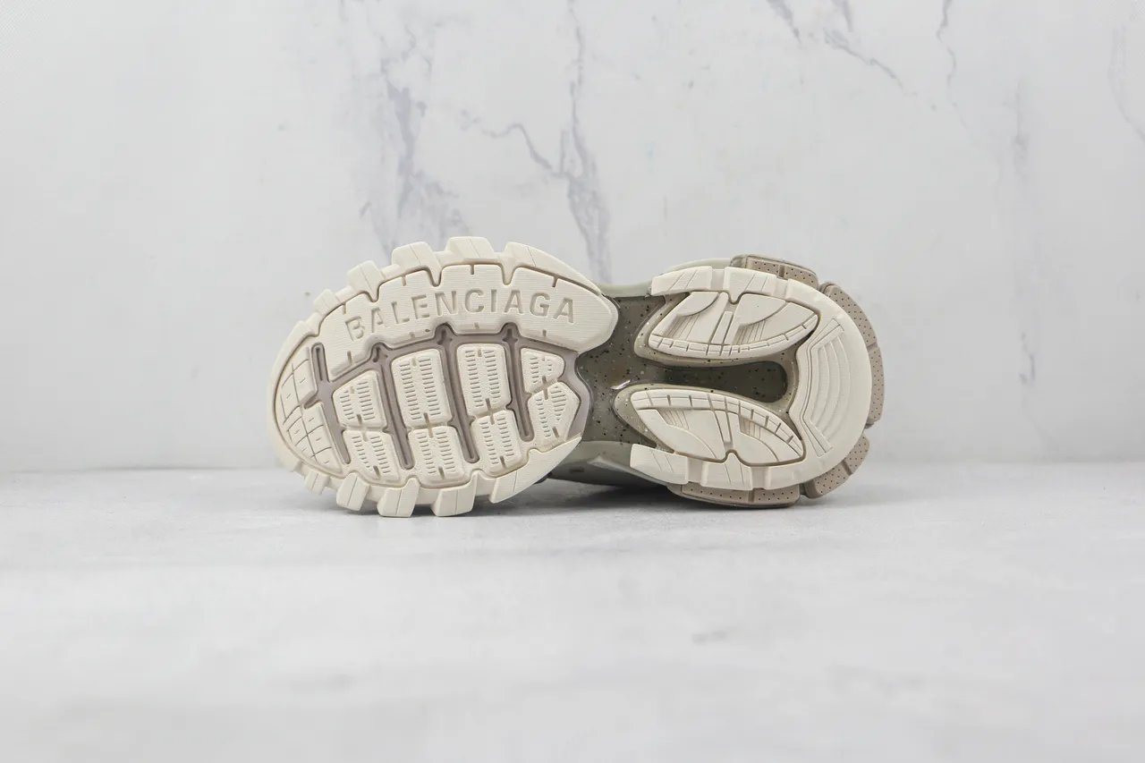 Balenciaga Track Trainer Beige Off-White Tênis chunky 8