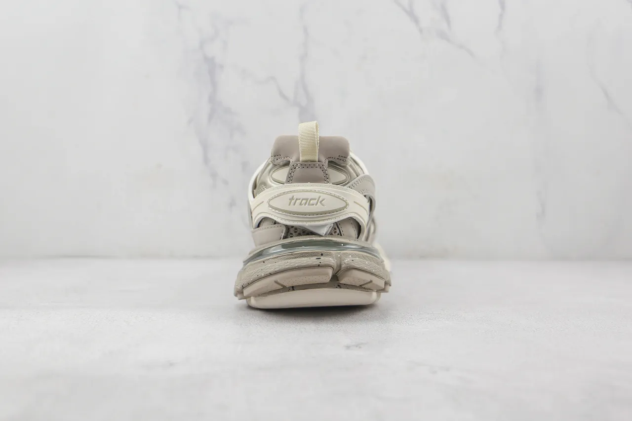 Balenciaga Track Trainer Beige Off-White Tênis chunky 9