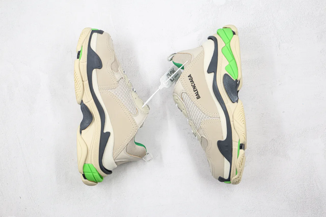 Balenciaga Triple S Tênis Chunky Beige Verde 9