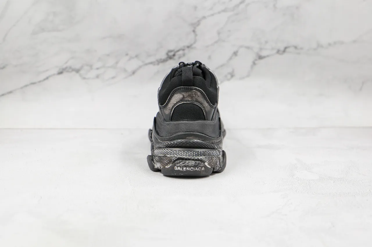 Balenciaga Triple S Black Oversized Chunky Sneaker 2