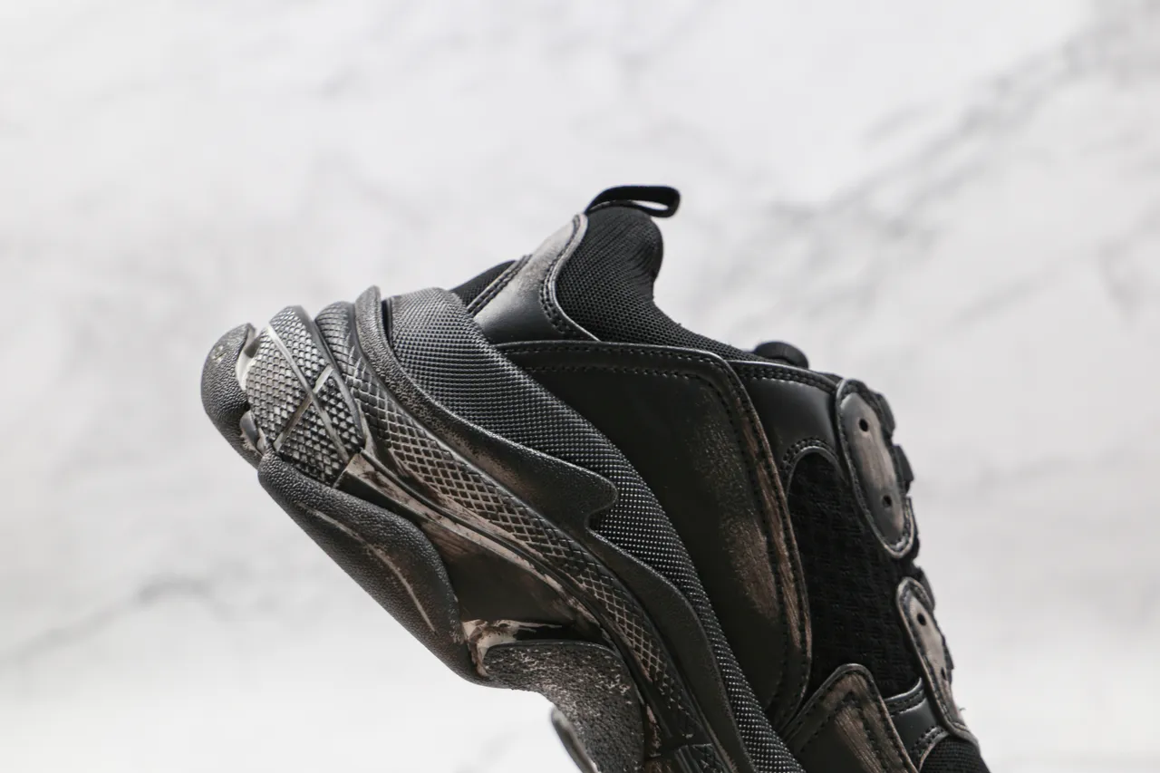 Balenciaga Triple S Black Oversized Chunky Sneaker 6
