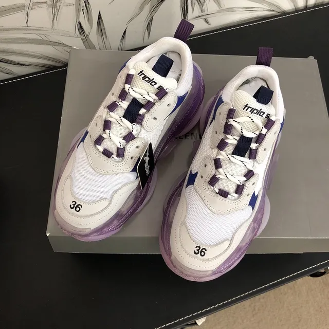 Balenciaga Triple S Runner Tênis chunky brancos marinhos translúcidos roxos 4