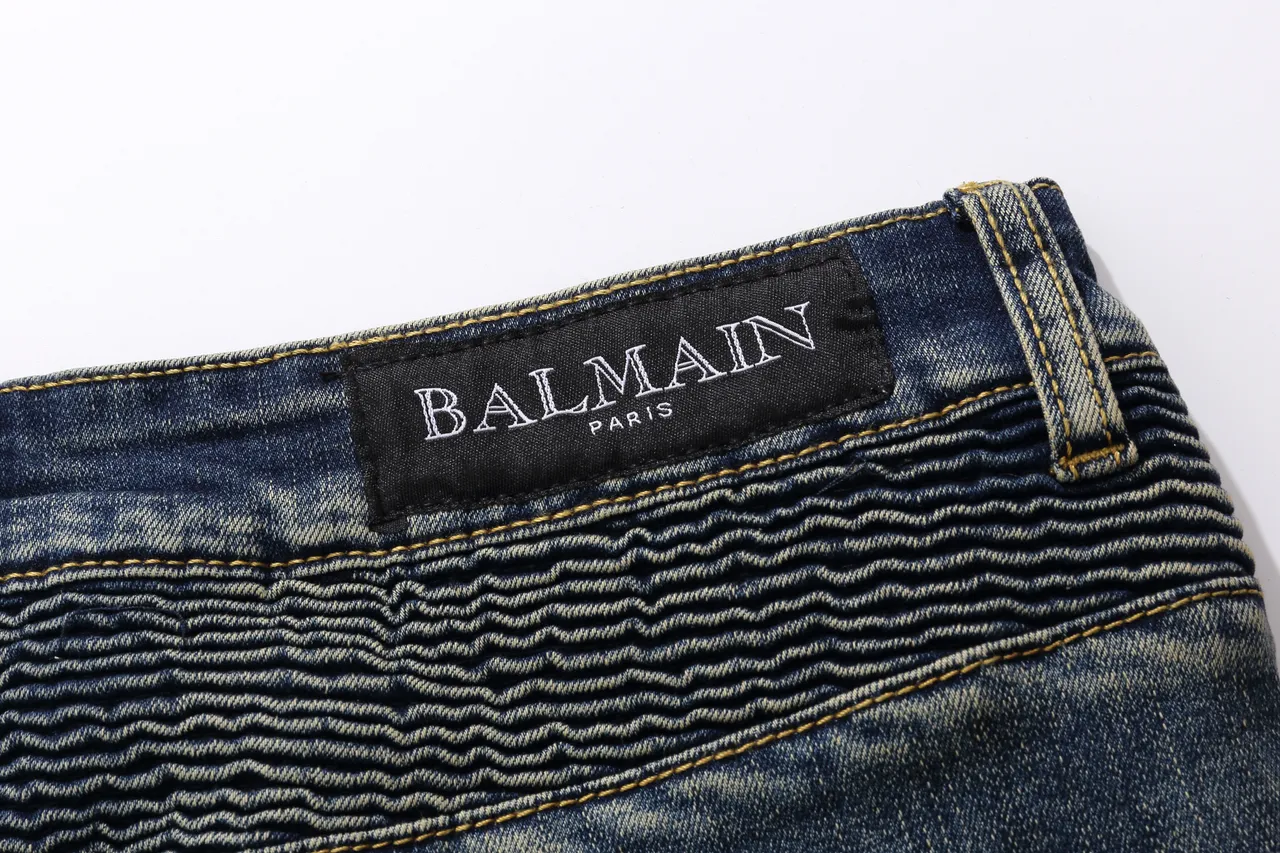 Balmain 做旧靛蓝牛仔布绗缝面板短裤 3