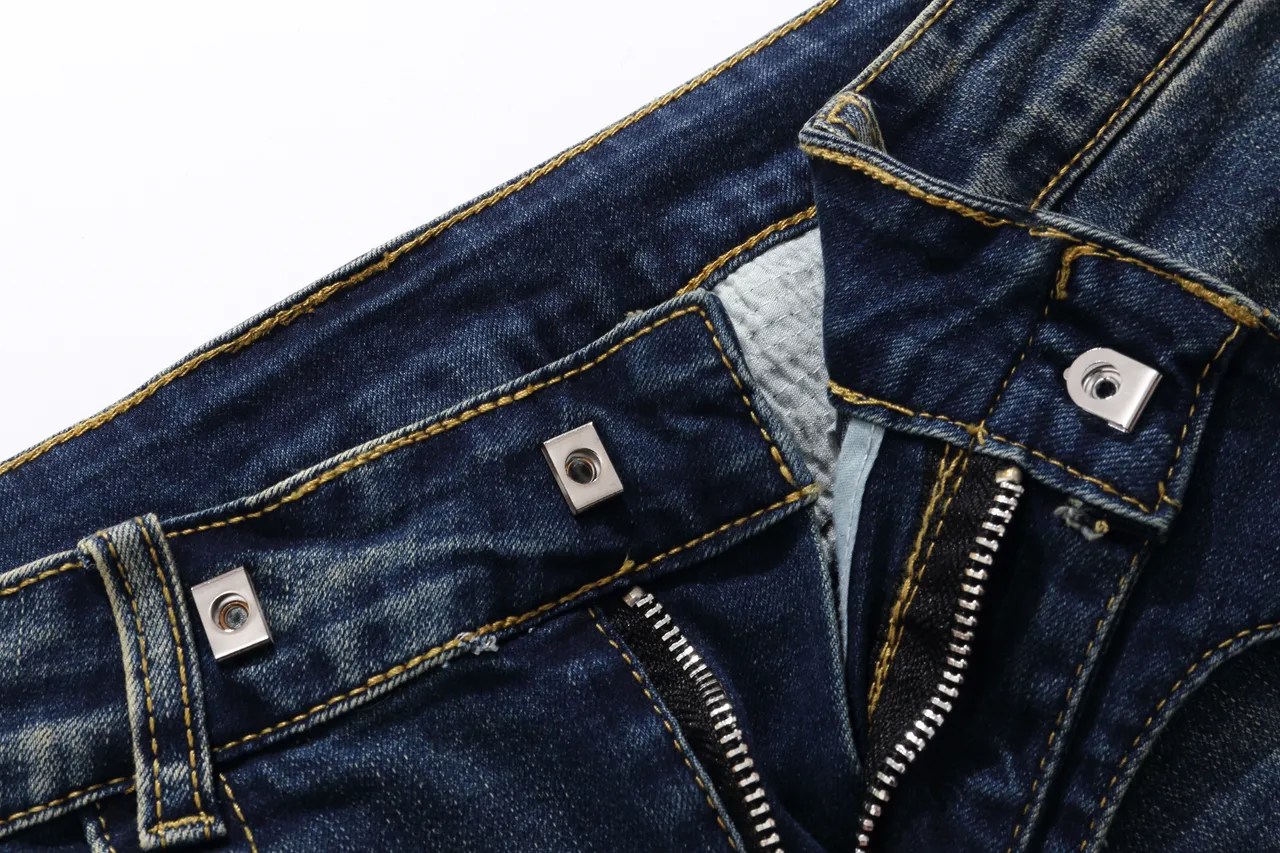 Balmain 做旧靛蓝牛仔布绗缝面板短裤 9