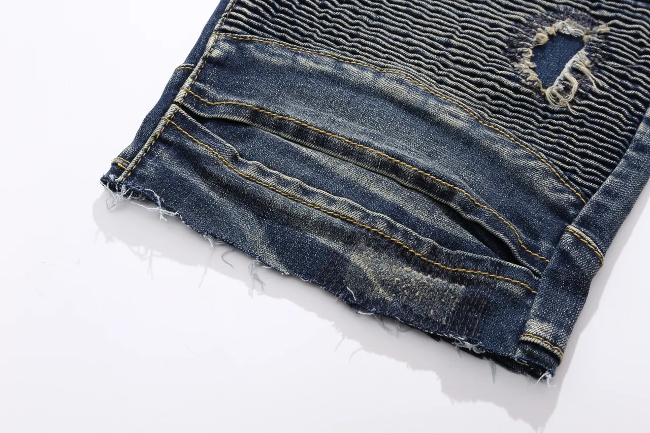 Balmain 做旧靛蓝牛仔布绗缝面板短裤 15