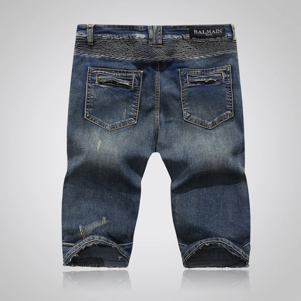 Balmain 做旧靛蓝牛仔布绗缝面板短裤 16