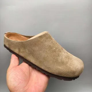 Birkenstock Boston সুড ট্যান স্লিপার্স