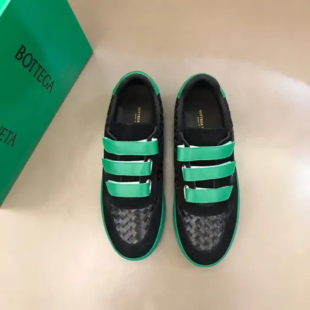 Bottega Veneta Andiamo Noir et Vert Intrecciato Sneakers lifestyle 9