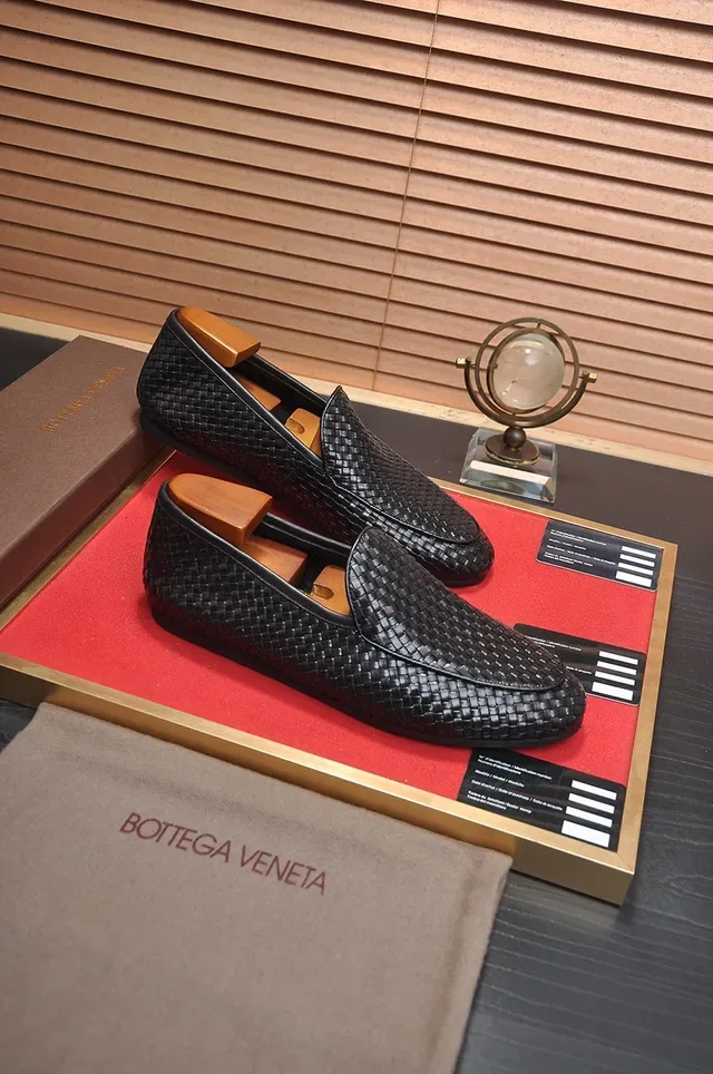 Bottega Veneta Andiamo Cuir Tressé Noir Mocassins 4