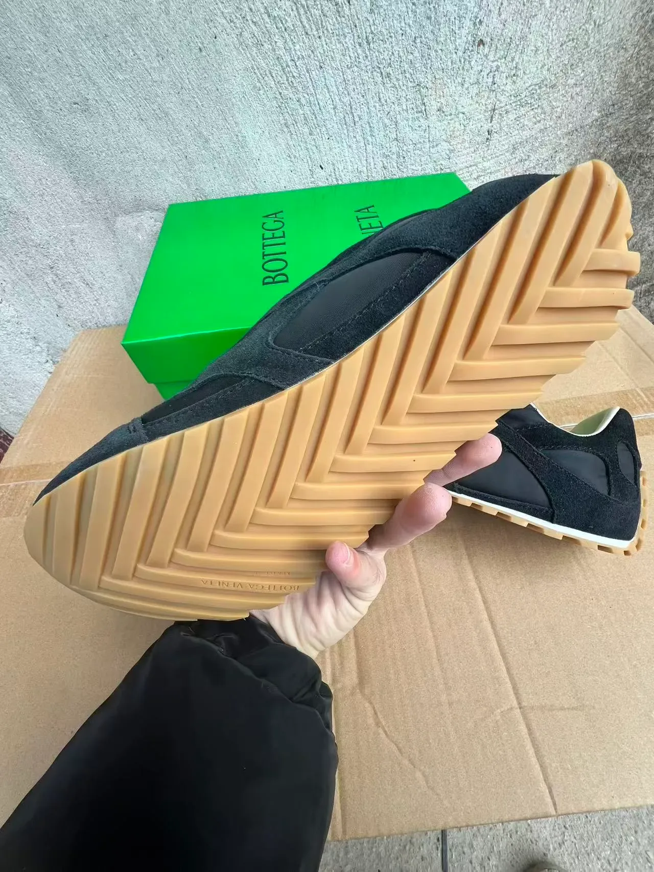 Bottega Veneta Noir Beige Daim et Nylon Panneau Doublure Crème Lacets Lifestyle Sneakers 6